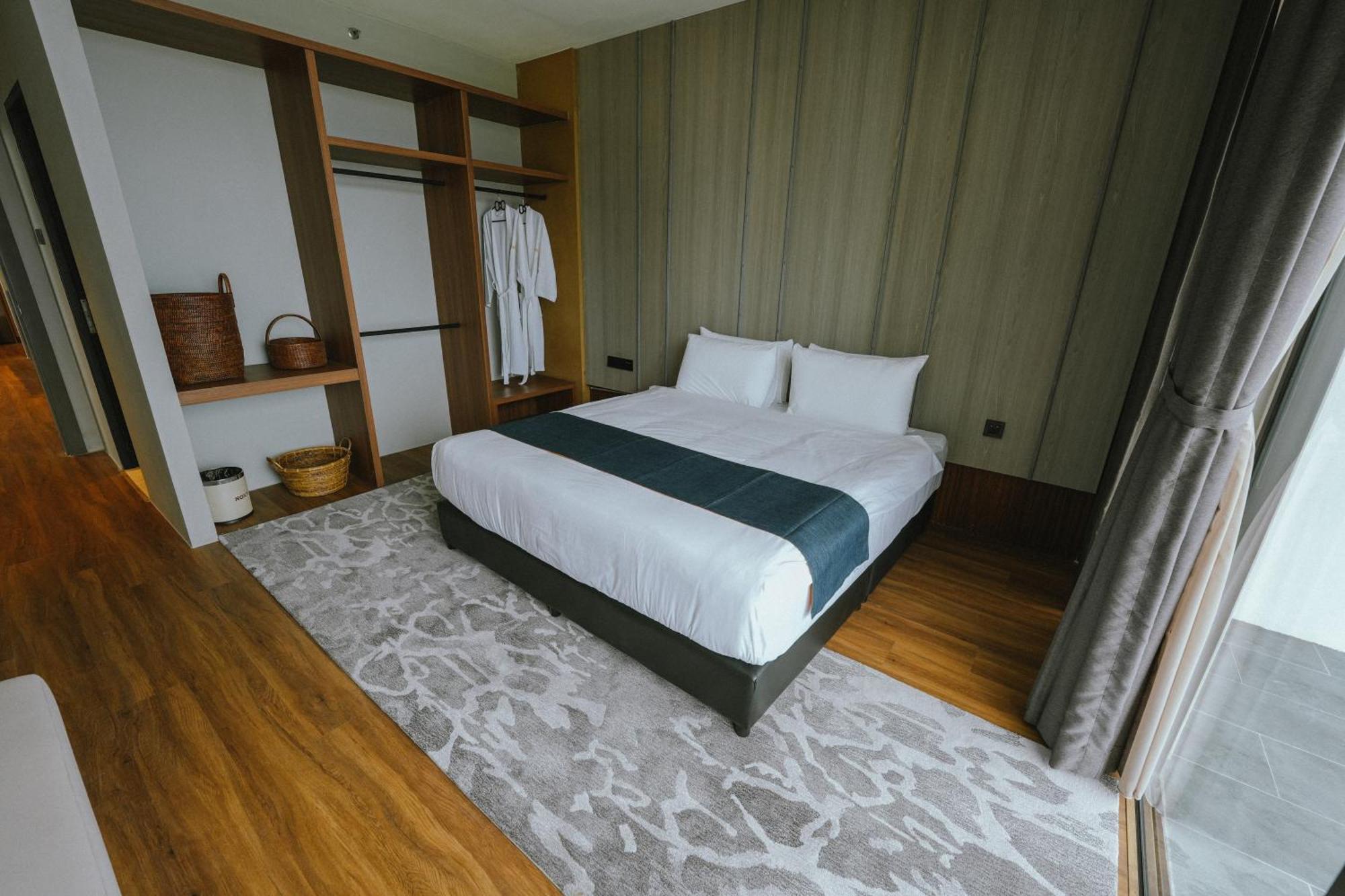 Roxy Beach Resort Sematan Eksteriør billede