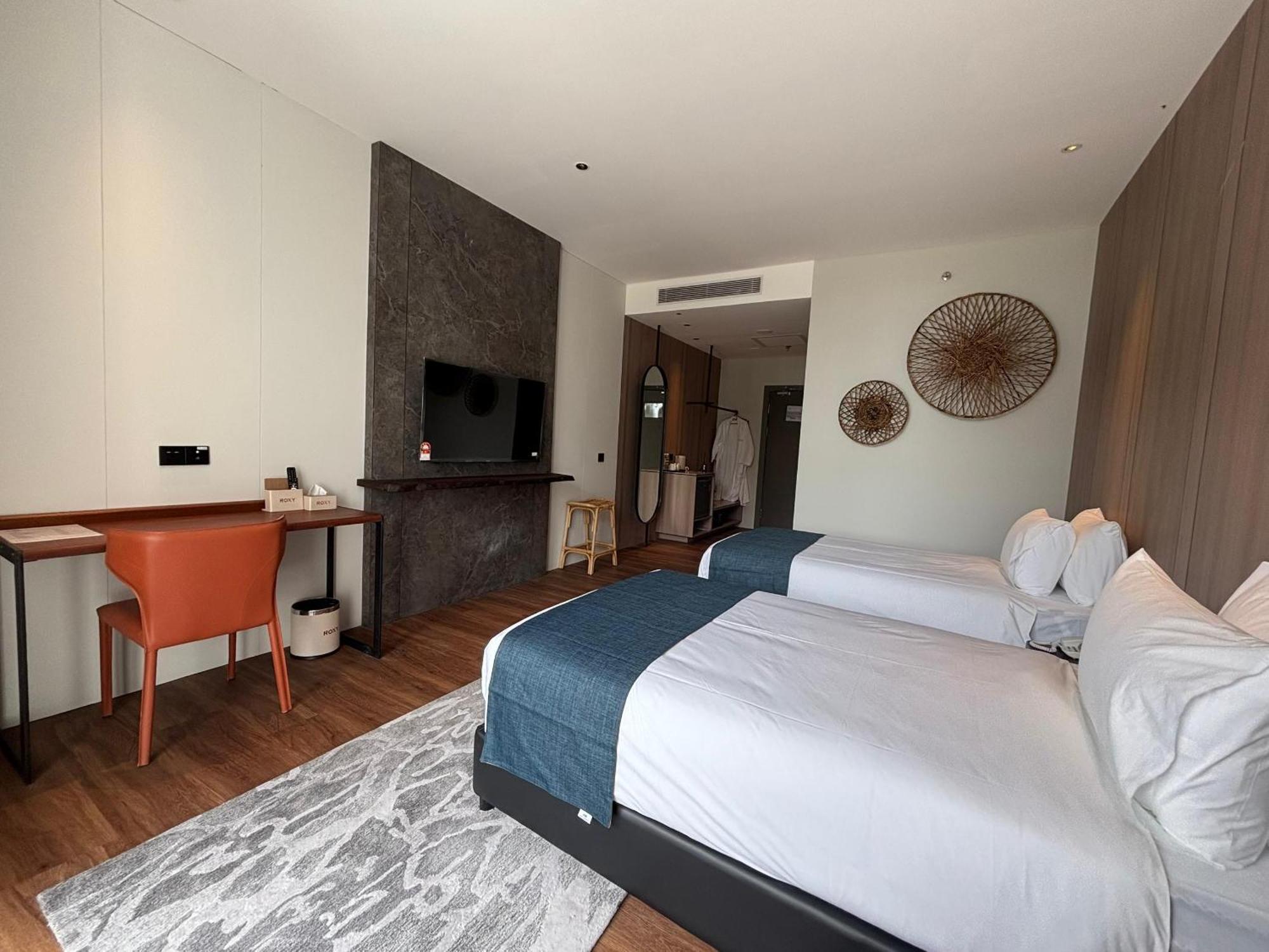 Roxy Beach Resort Sematan Eksteriør billede