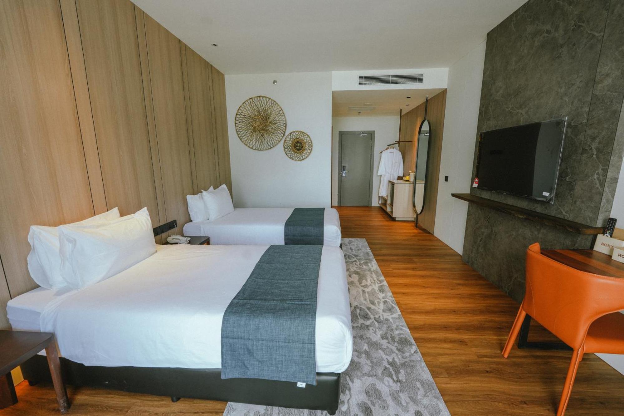 Roxy Beach Resort Sematan Eksteriør billede